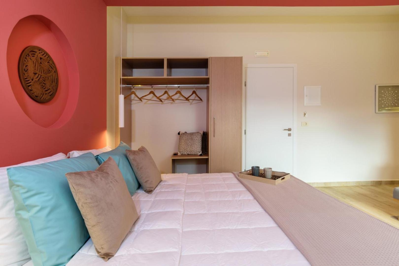 Iliana Apartments ファラサルナ エクステリア 写真