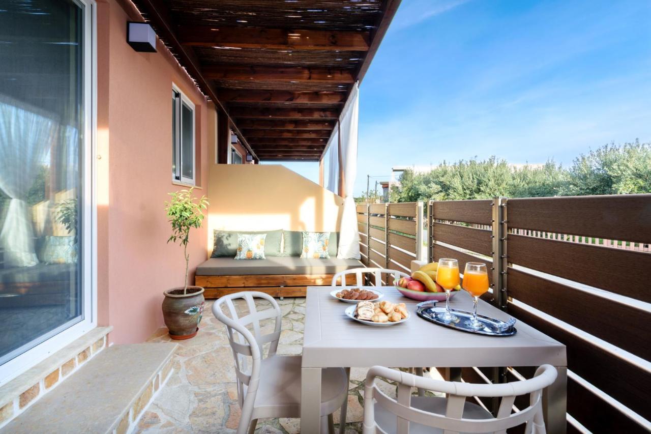 Iliana Apartments ファラサルナ エクステリア 写真