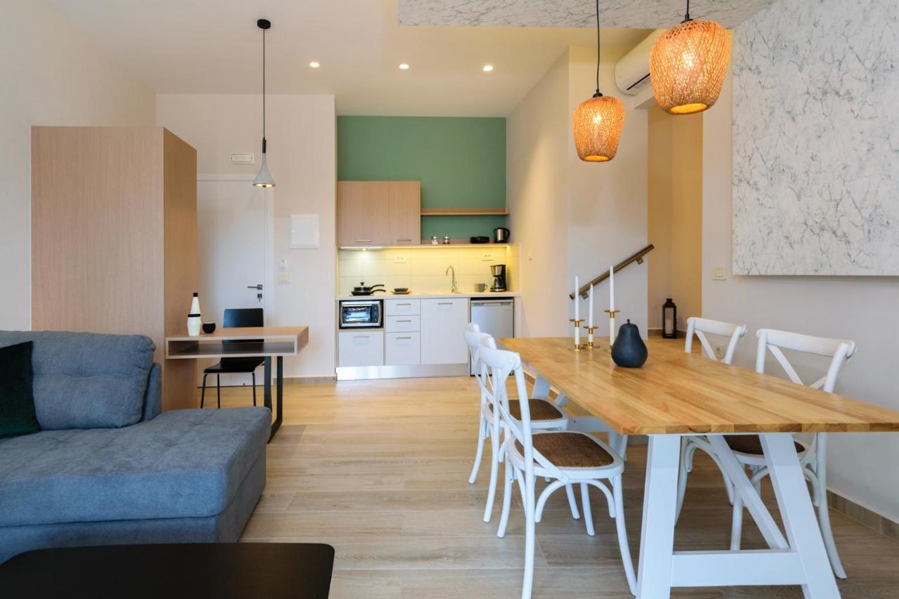 Iliana Apartments ファラサルナ エクステリア 写真