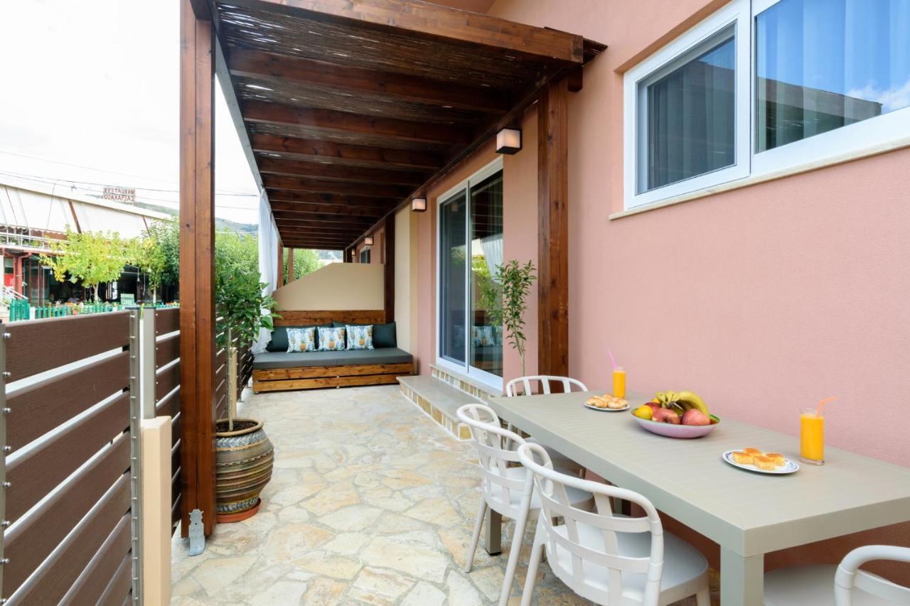 Iliana Apartments ファラサルナ エクステリア 写真