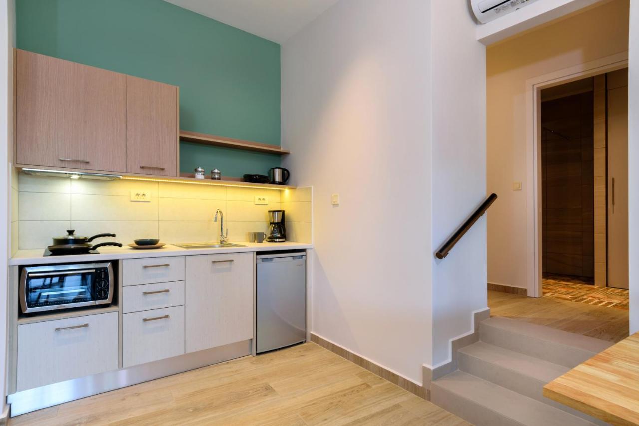 Iliana Apartments ファラサルナ エクステリア 写真