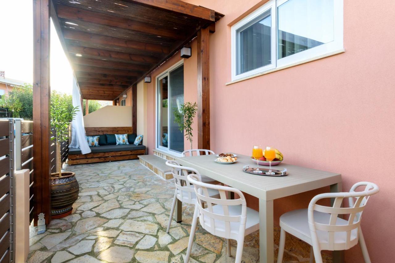Iliana Apartments ファラサルナ エクステリア 写真