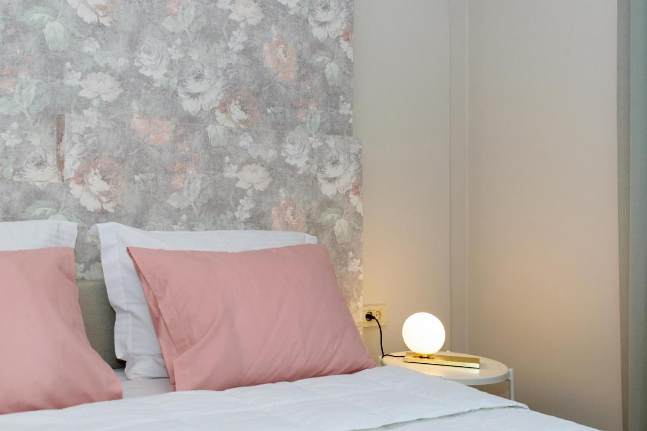 Iliana Apartments ファラサルナ エクステリア 写真